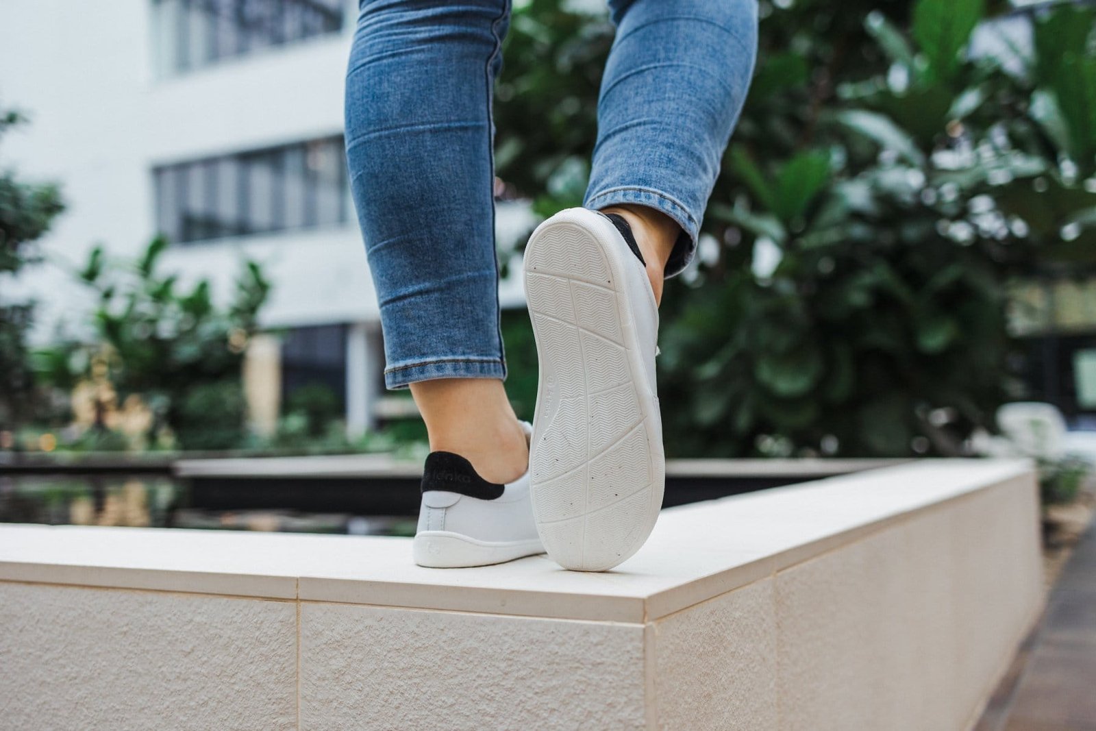 Royale Sneakers (black & white) - Image 8